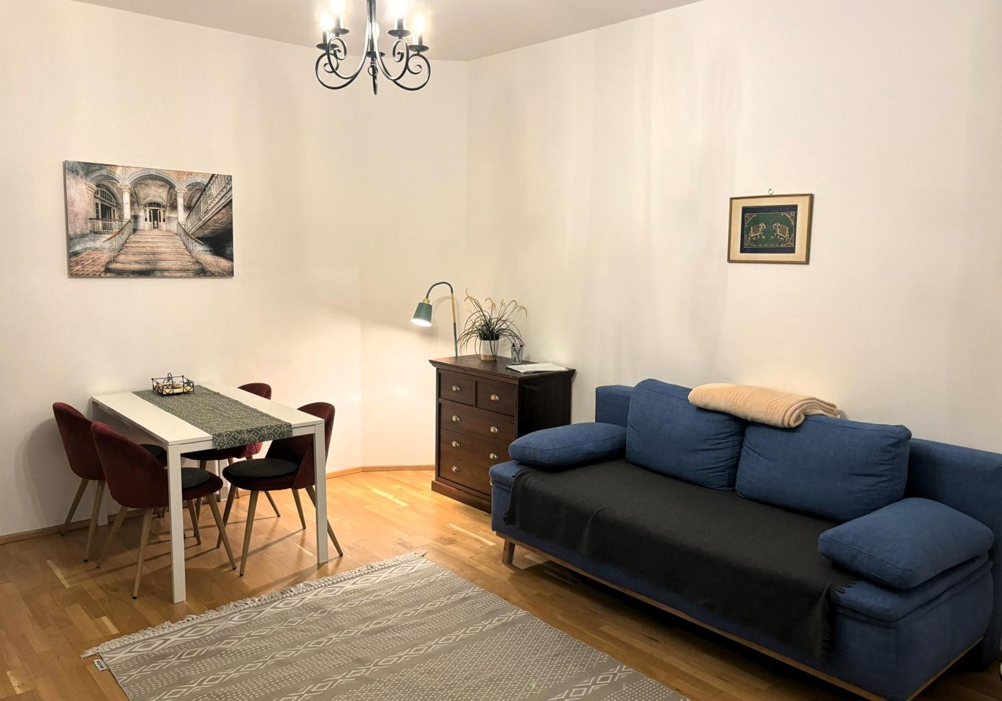 Casa Nostra - Ruhige Stadtwohnung Mit Balkon Bécs Kültér fotó
