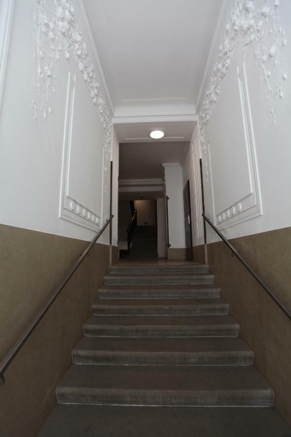 Casa Nostra - Ruhige Stadtwohnung Mit Balkon Bécs Kültér fotó